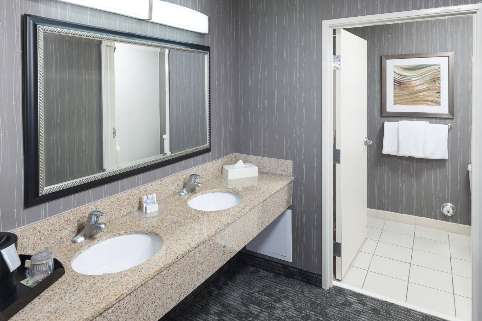 Courtyard By Marriott Birmingham Trussville Buitenkant foto