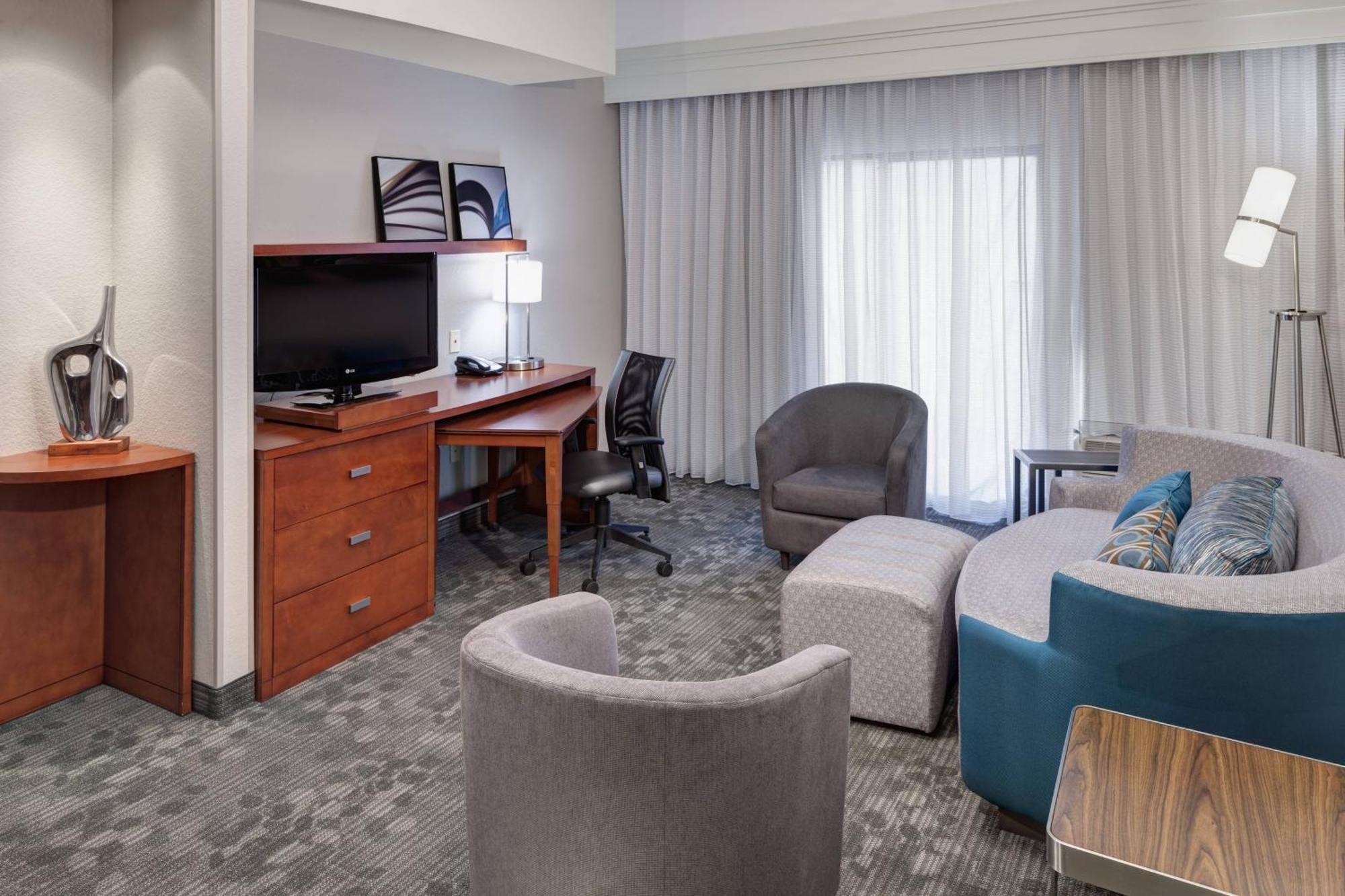 Courtyard By Marriott Birmingham Trussville Buitenkant foto
