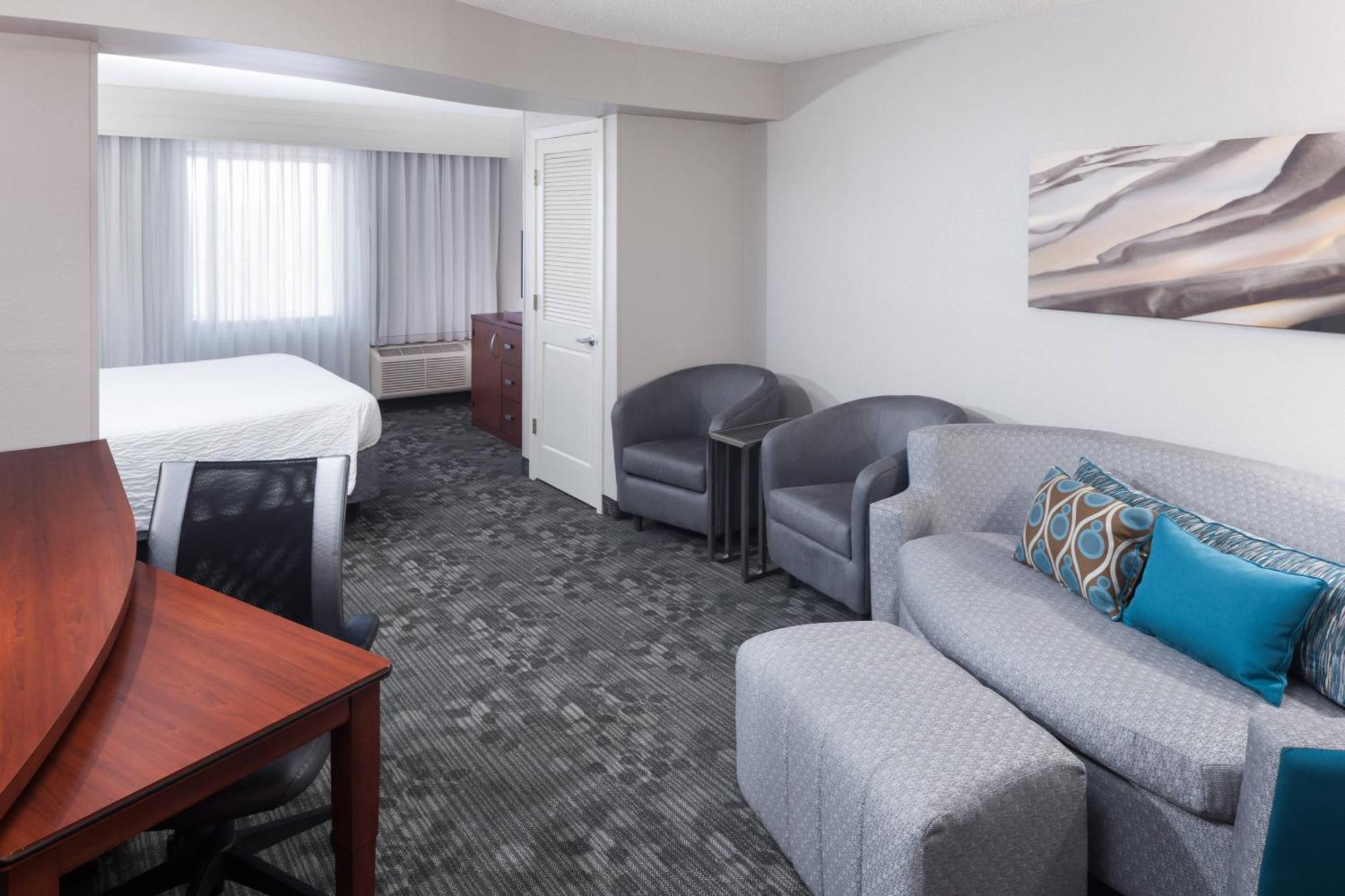 Courtyard By Marriott Birmingham Trussville Buitenkant foto