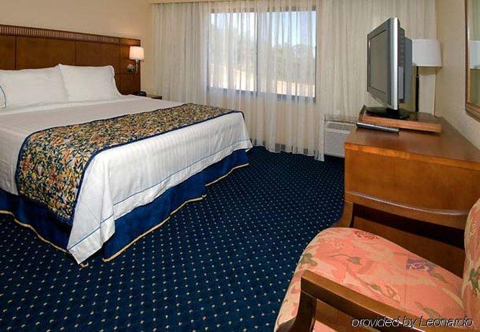 Courtyard By Marriott Birmingham Trussville Kamer foto